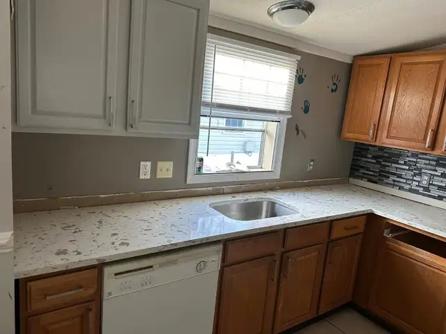 Granite & Porcelain Slabs – Available Now - Discount available! - Photo 4