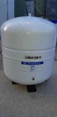 WATER STORAGE TANK RO-3.2 (Like New)