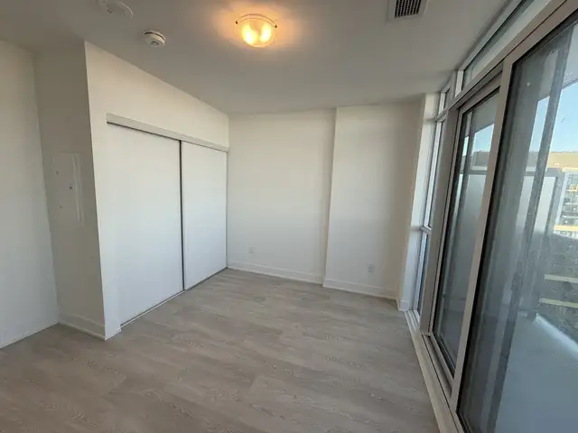 1-Bedroom Apartment for Rent - Photo 8