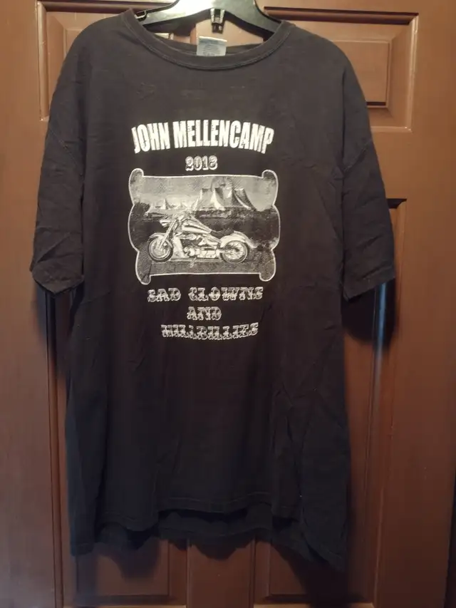 2018 John Mellencamp concert tee-shirt size large