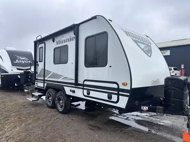 2020 WINNIBAGO Winnebago Micro Minnie 1706 FB used for sale - Photo 4