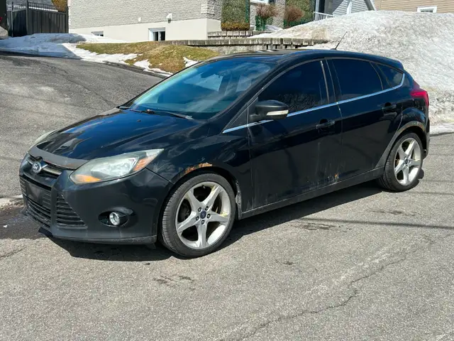 Ford Focus Titanium Hathback Manuelle 2012