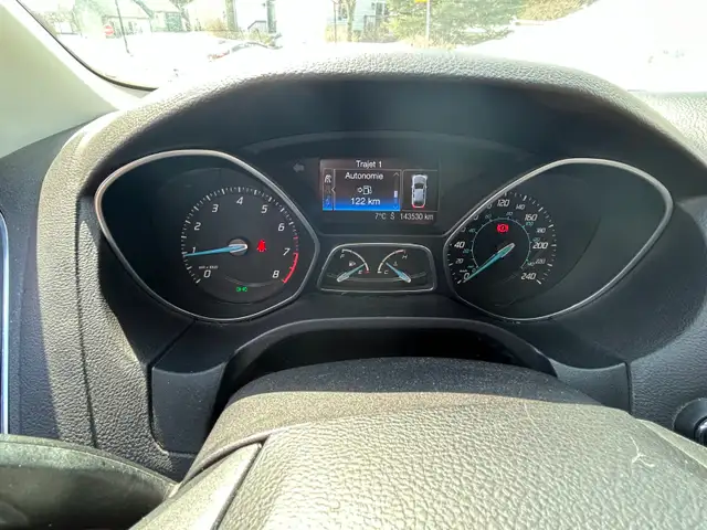 Ford Focus Titanium Hathback Manuelle 2012 - Photo 7