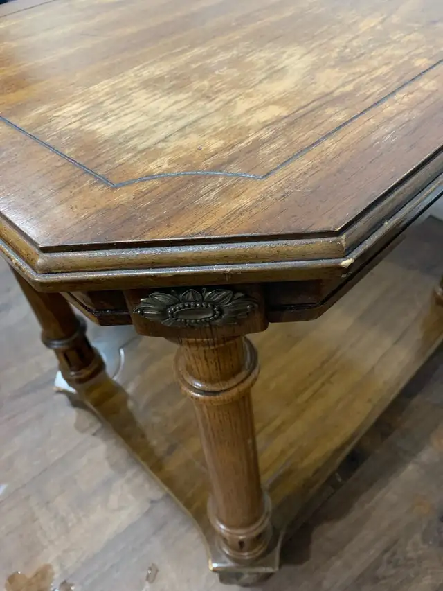 Tables (set of 2) - Photo 3