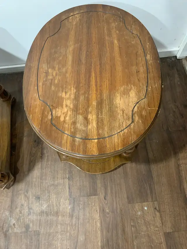 Tables (set of 2) - Photo 4