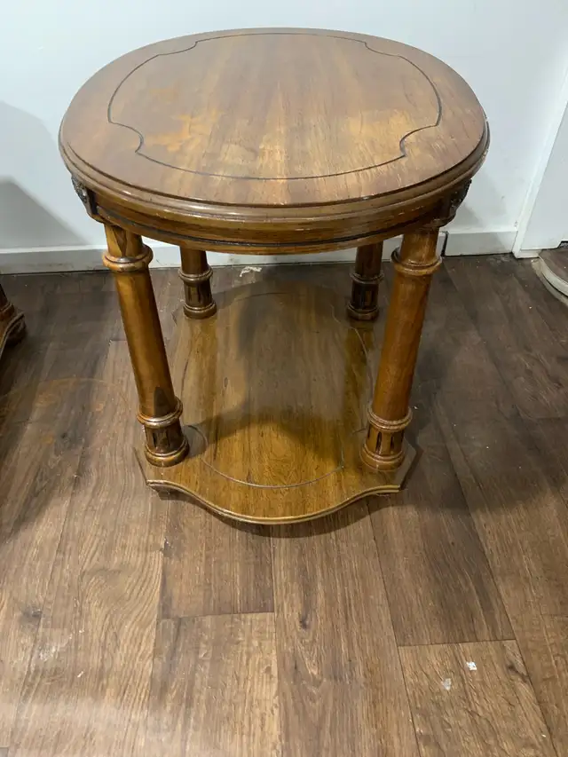 Tables (set of 2) - Photo 5