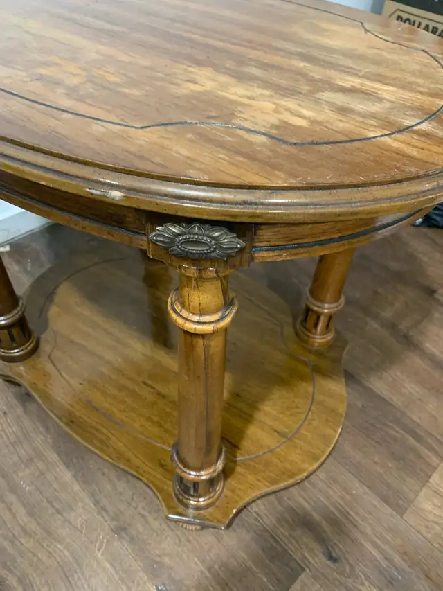 Tables (set of 2) - Photo 6