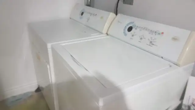 TWO BEDROOM LEGAL BASEMENT FOR RENT.416-9994245. - Photo 9