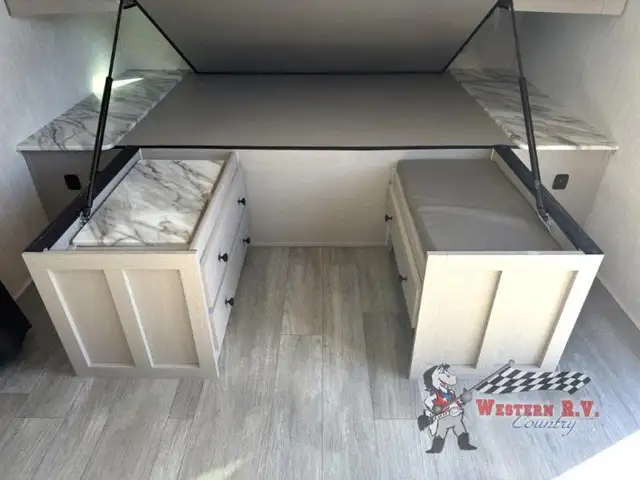 2025 Coachmen RV Apex Ultra-Lite 241BHS - Photo 8