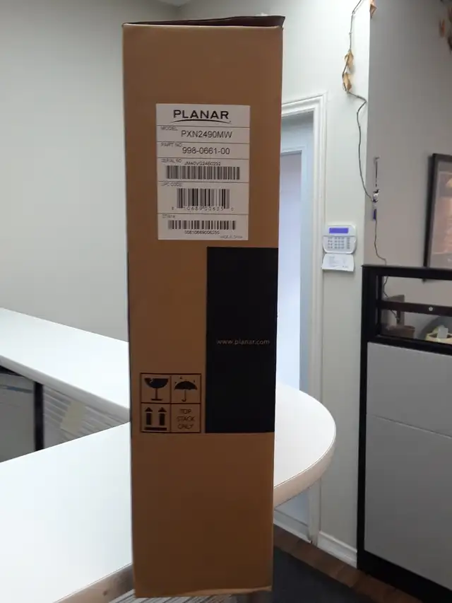 Planar 24' Frameless Monitor (PXN2490MW) NEW - Photo 3