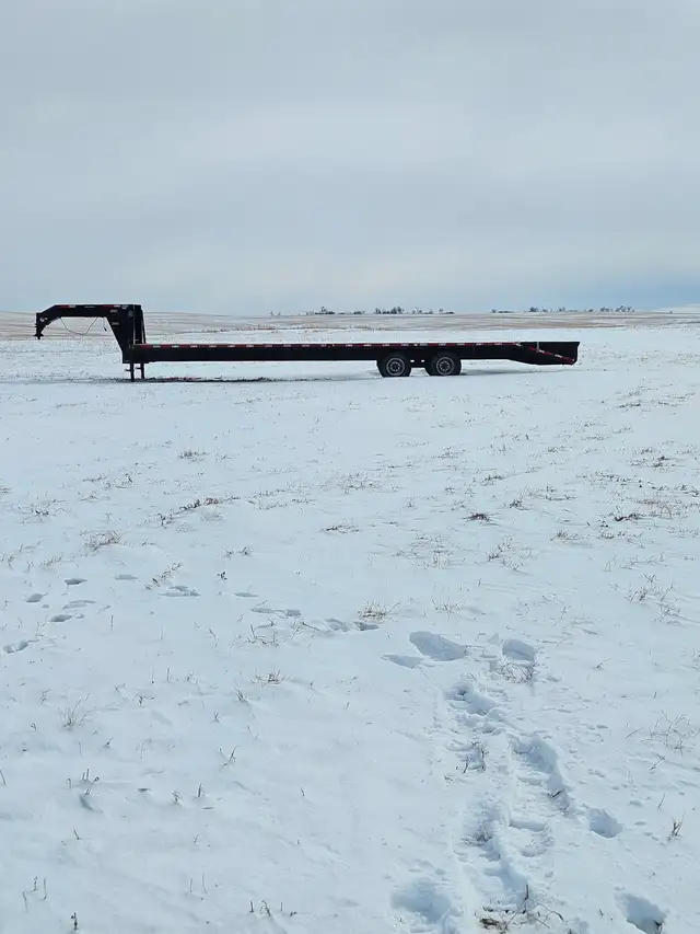 2021 SWS ABU Trailer 36 foot