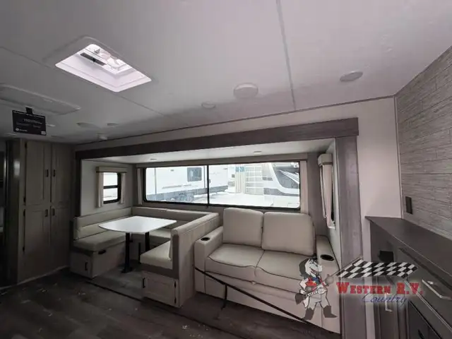 2026 Coachmen RV Catalina Legacy Edition 293QBCK - Photo 8