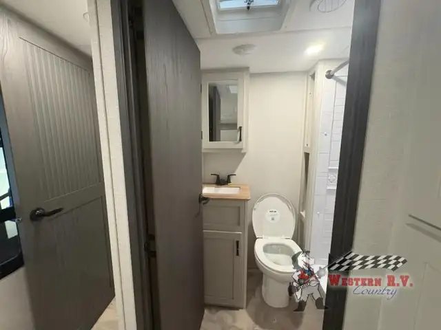 2026 Coachmen RV Chaparral 375BAF - Photo 29