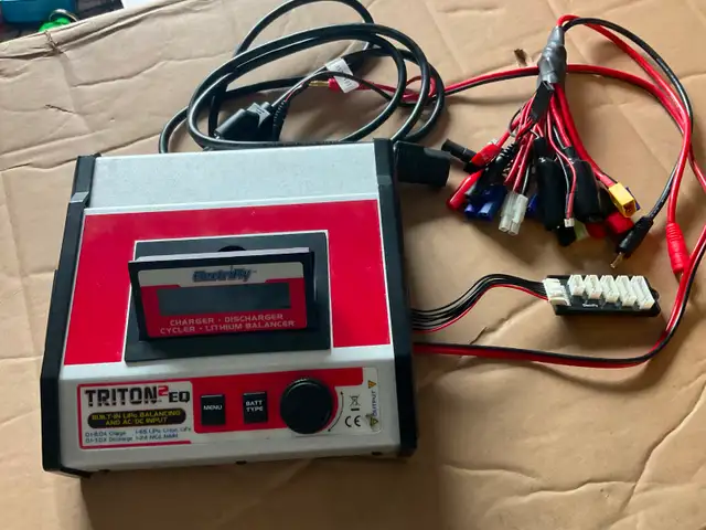 R C Slash 4x4 - Photo 10