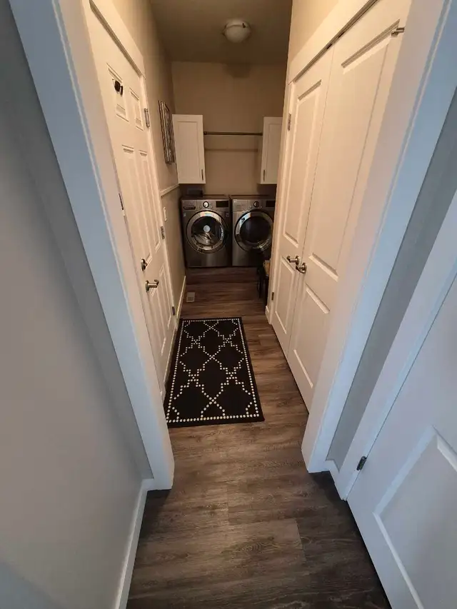 3 bed, 3 bath  Condo - Photo 8