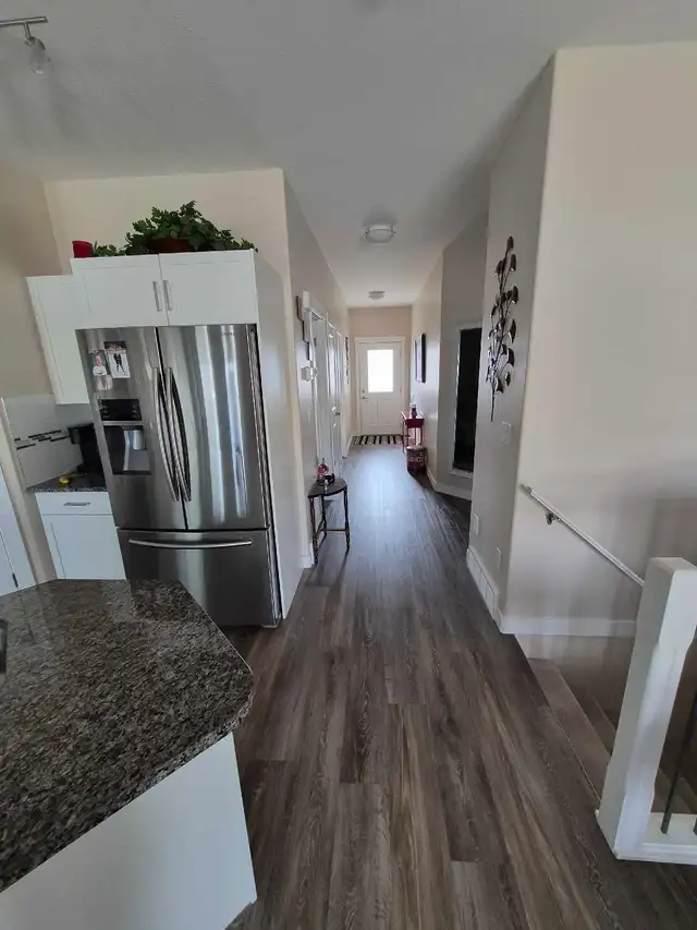 3 bed, 3 bath  Condo - Photo 10