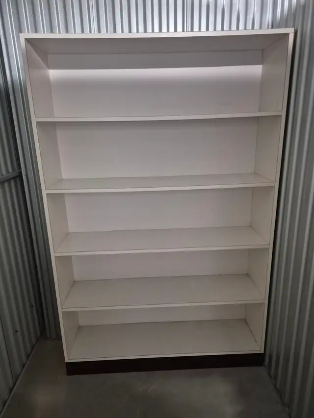 Free 5 tier spacious shelving unit - Photo 2