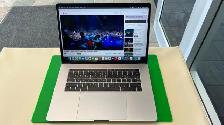 Apple MacBook Pro 15-inch, 500GB, intel Core i7.