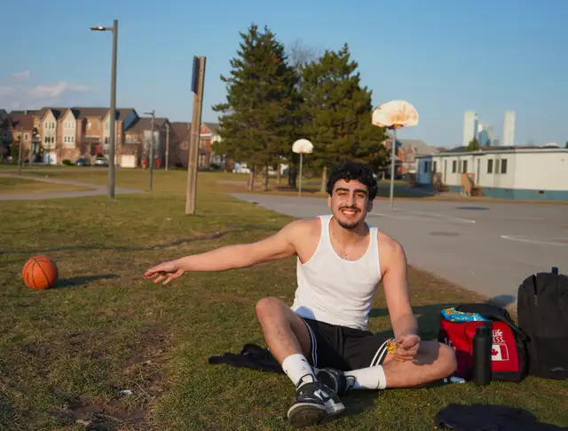 Experienced Worker Available – Construction / Restaurant / Custo