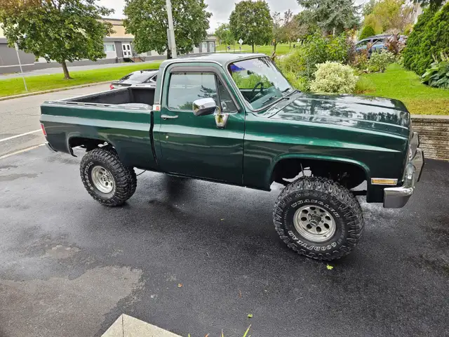 1983 GMC SIERRA 4X4.