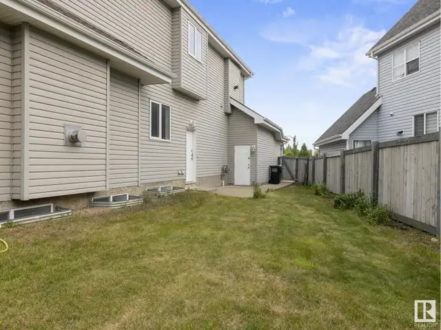Summerside/Orchards Ellersllie - Basement Suite (Includes Uti) - Photo 3