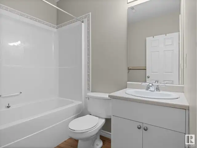 Summerside/Orchards Ellersllie - Basement Suite (Includes Uti) - Photo 9