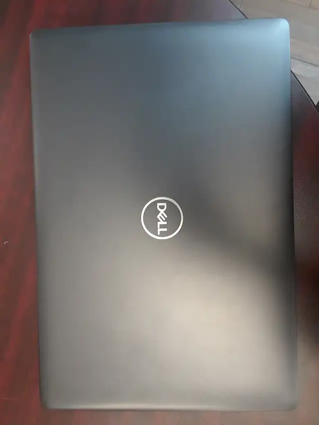 Dell Latitude 5400 is a 14-inch Laptop (Touch Screen) - Photo 3