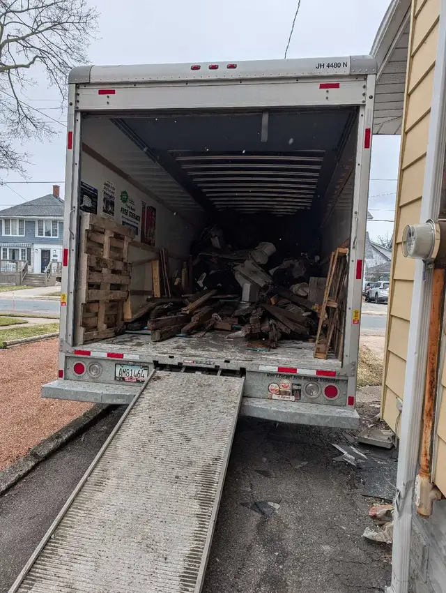 Reliable Helper/ labour available - Photo 6