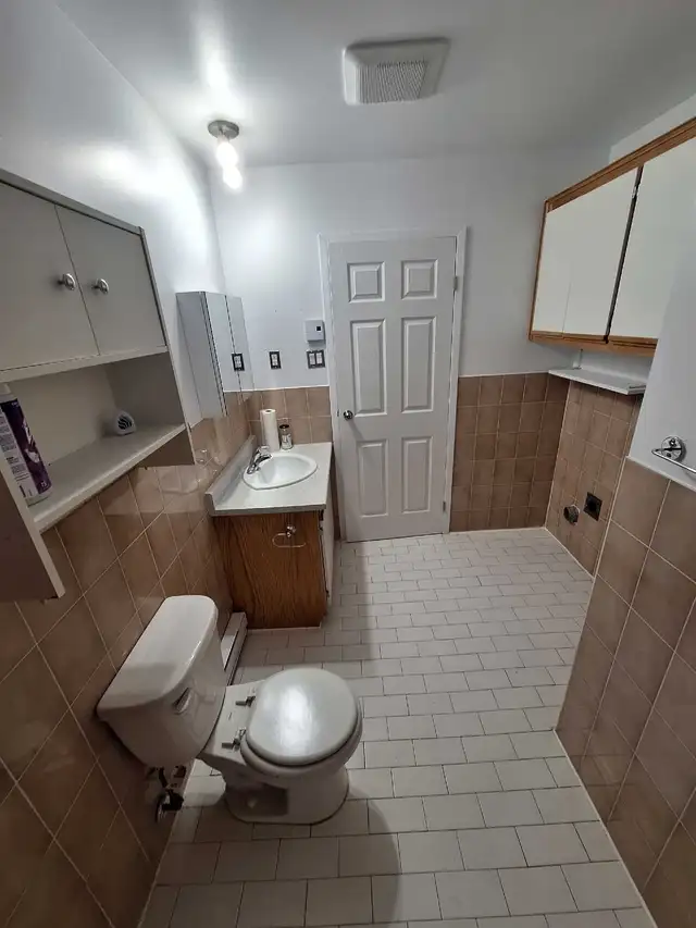 VILLERAY, 4 1/2, Non Chauffé, Troisième Étage, LIBRE - Photo 9