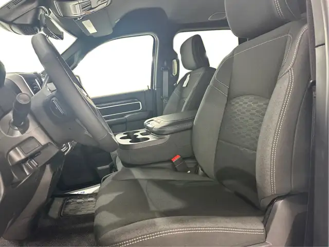 2026 RAM 5500 BIGHORN CAB CHASSIS WITH ALUMINUM DECK - Photo 9