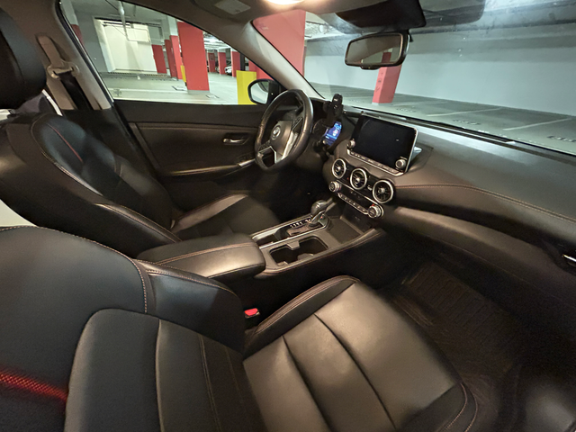 Lease Takeover – 2022 Nissan Sentra SR Premium - Photo 7