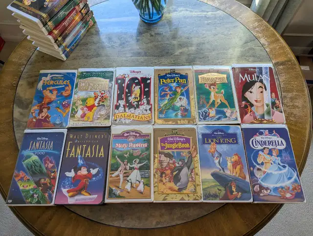36 VHS Disney Classics Movies •• Fantastic Collection•• - Photo 6