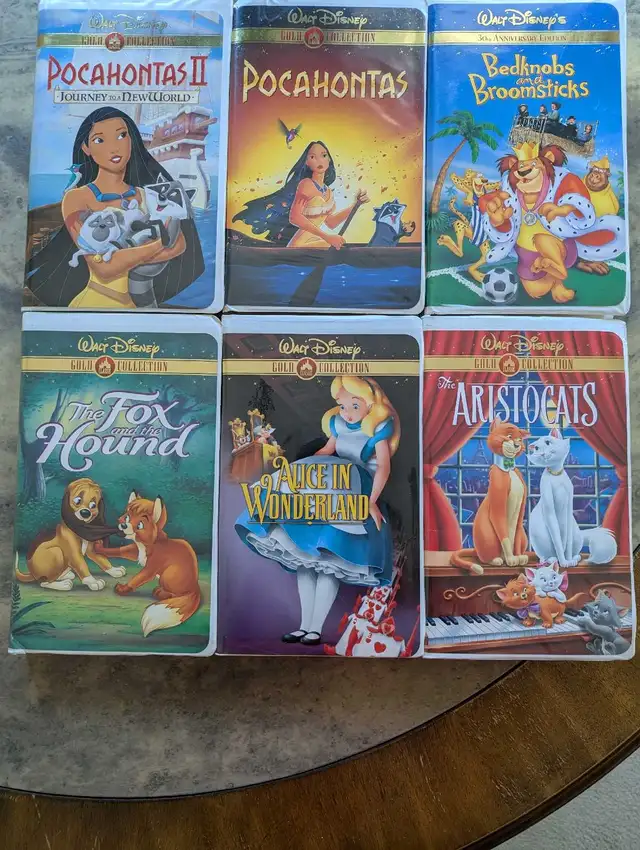 36 VHS Disney Classics Movies •• Fantastic Collection•• - Photo 7