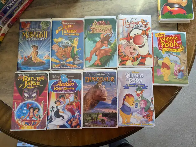36 VHS Disney Classics Movies •• Fantastic Collection•• - Photo 8