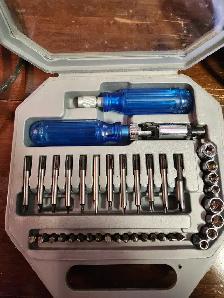 Mastercraft 40-piece Driver & Socket Set (New)