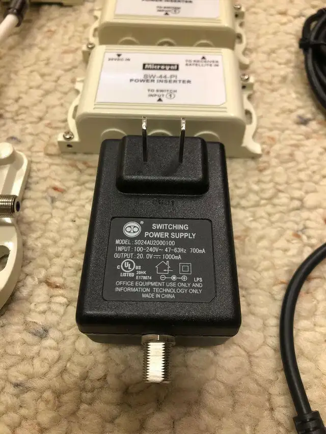 Microyal SW-44-PI Satellite Power Inserter - Photo 2