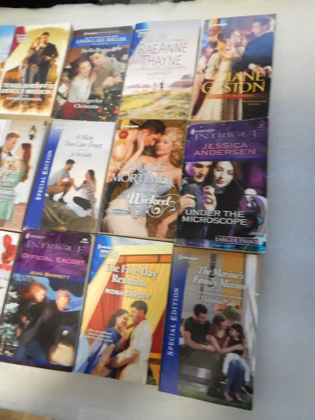 Harlequin Novels, sell by Lots of 15 books, Your Choice - Photo 4