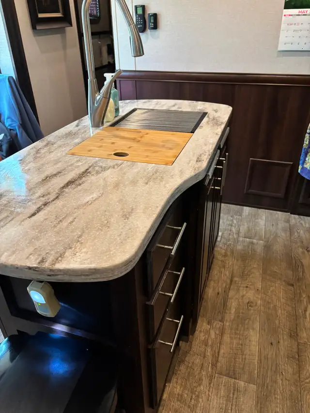 2019 Jayco North Point. 42' - Photo 15