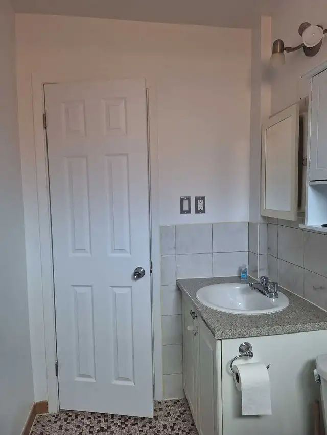 4 1/2, LASALLE, Non Chauffé, Deuxième Étage, LIBRE - Photo 7