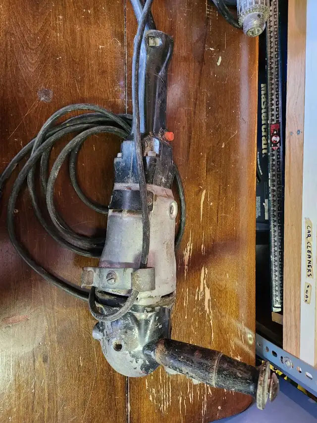 Heavy Duty 2-speed  Grinder - Photo 2