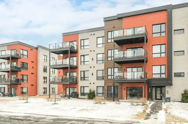 Condo de luxe:  2185$ / mois, 4 1/2, Rue de l'aigle, Carignan