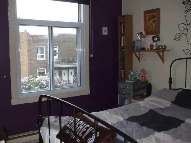 Verdun beau 5 1/2 au 3e étage juillet - Photo 2