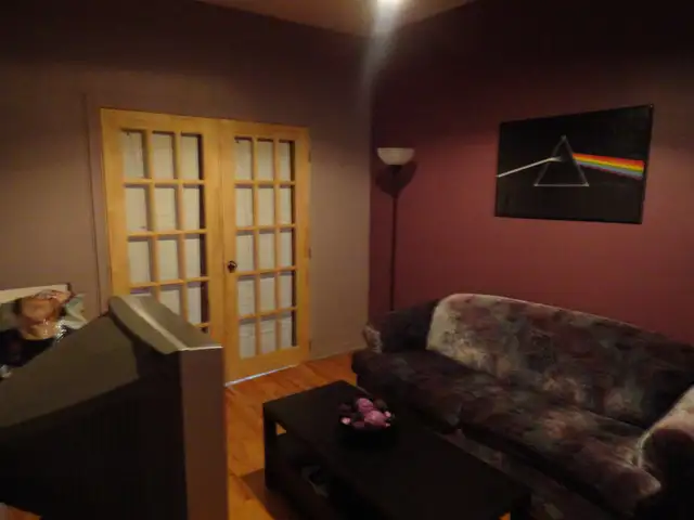 Verdun beau 5 1/2 au 3e étage juillet - Photo 6