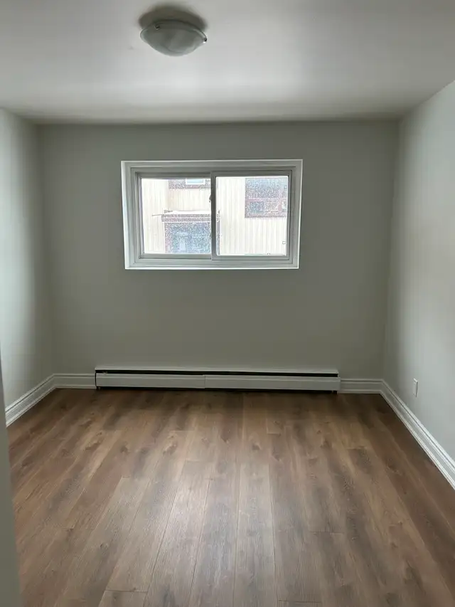 2 Bedroom Apartment For Rent - Photo 3