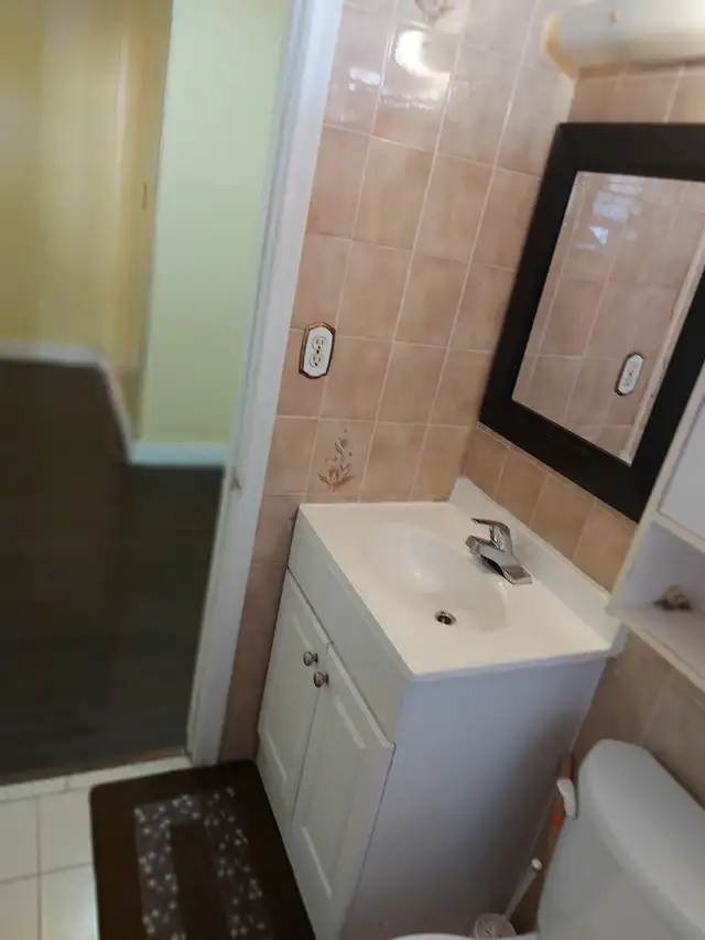 Toronto Room for rent - Photo 10