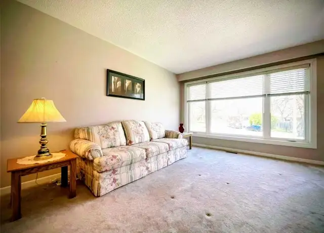 3 BEDROOM HOUSE FOR RENT - Photo 6