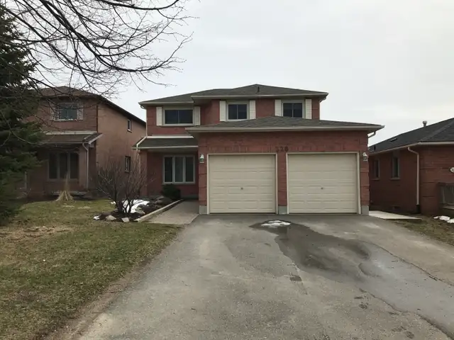 3 BDRM 3 BATHRM UPPER LEVEL APT in Orangeville AVAIL May 1/26