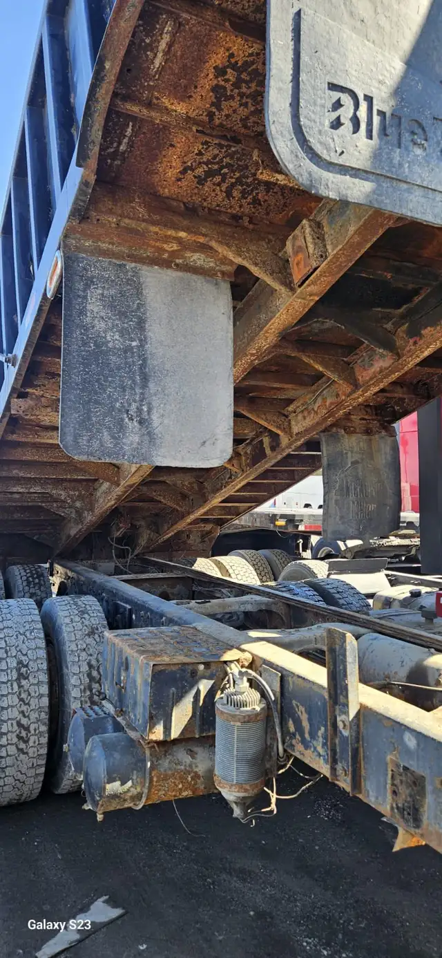 INTERNATIONAL DUMP TRUCK 1986 - WHOLE TRUCK OR PARTS FOR SALE - Photo 2