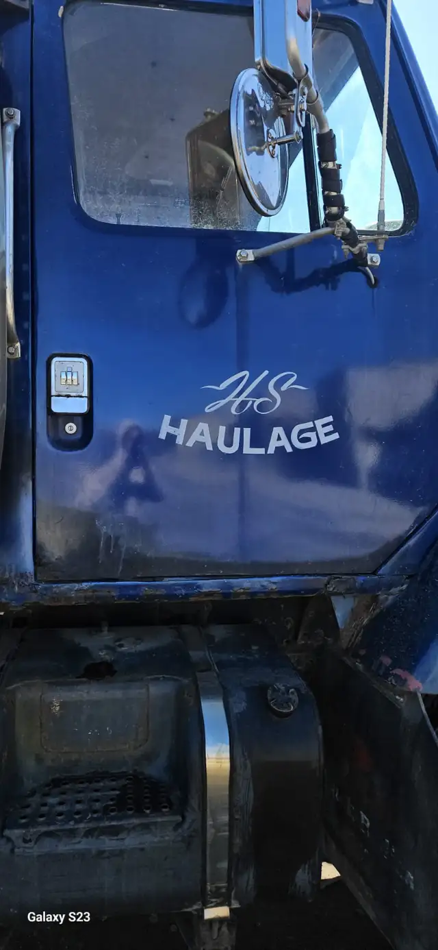 INTERNATIONAL DUMP TRUCK 1986 - WHOLE TRUCK OR PARTS FOR SALE - Photo 3