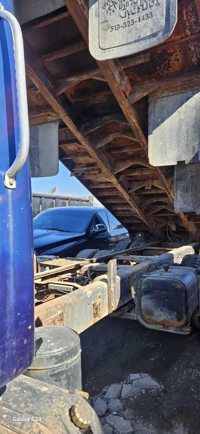 INTERNATIONAL DUMP TRUCK 1986 - WHOLE TRUCK OR PARTS FOR SALE - Photo 9